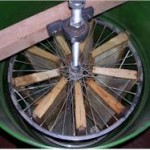 Honey extractor from above Completed honey extractor seen from above
